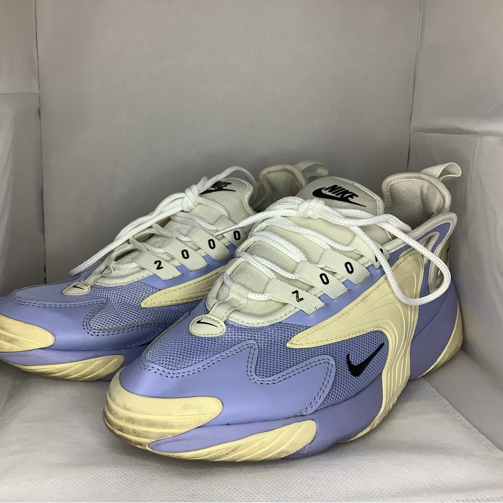 Nike Zoom 2K Athletic shoes